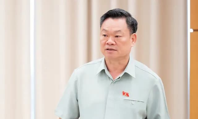 Học sinh tự ý độ xe điện tăng tốc độ lên gần 50km/h gây nguy hiểm