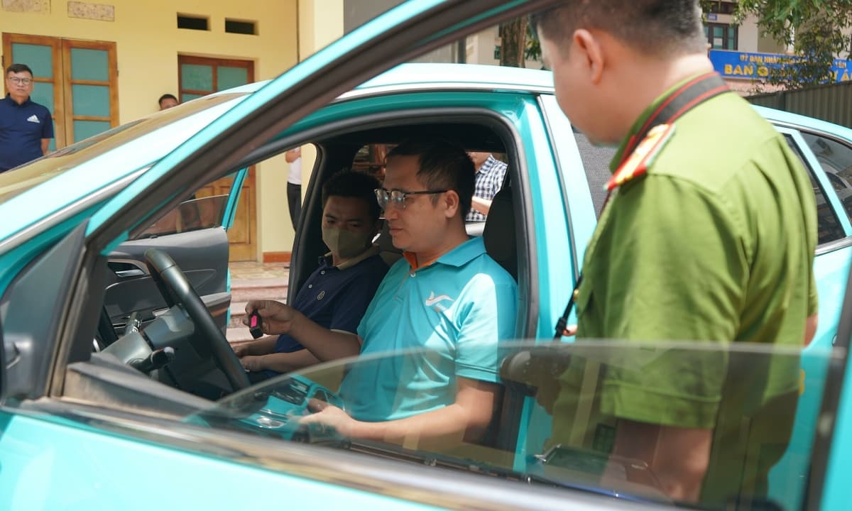 Cảnh báo tài xế taxi VinFast dùng thiết bị phá sóng gian lận cước phí ở Thái Nguyên - ảnh 1