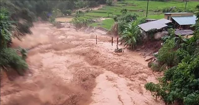 Nguy cơ lũ quét và sạt lở đất xảy ra tại Hà Tĩnh trong 6 giờ tới