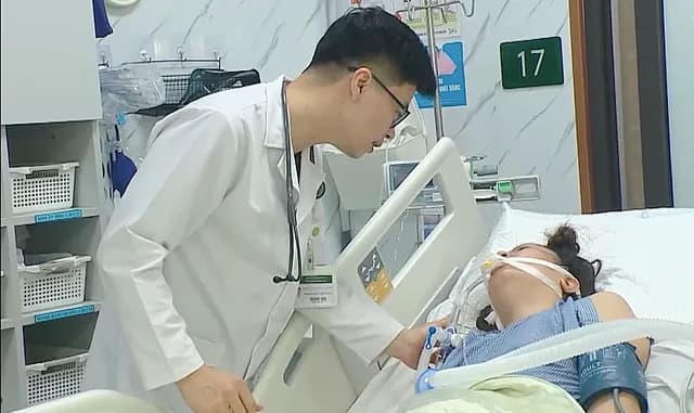 Cách kiểm tra đột quỵ nhanh trong 30 giây và lưu ý cấp cứu đúng