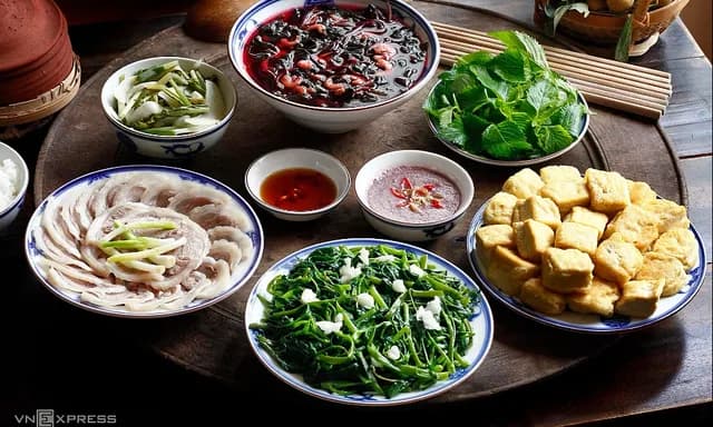 Nắng nóng làm vi khuẩn phát triển trong thực phẩm, gây tổn thương gan theo bác sĩ BV Tâm Anh TP.HCM
