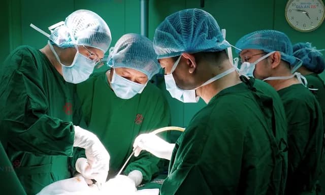 Phẫu thuật cắt túi mật do sỏi lớn như quả trứng gà tại Bệnh viện Gia An 115