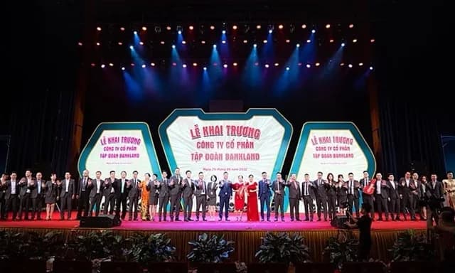 Hà Nội truy tố Vũ Đức Tĩnh và 9 đồng phạm lừa đảo chiếm đoạt tài sản qua cổ phiếu ảo BLI, CWE