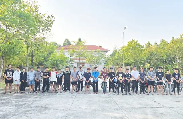 Công an Tây Ninh khởi tố 24 thiếu niên đua xe gây rối trật tự công cộng